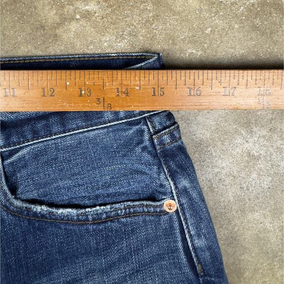 Free People We The Free‎ Denim Shorts Women’s 29 Blue Distressed Crochet Trim - Picture 6 of 8